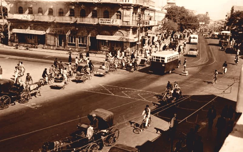 Ιπτάμενοι δίσκοι πάνω από το Πακιστάν, το 1952…